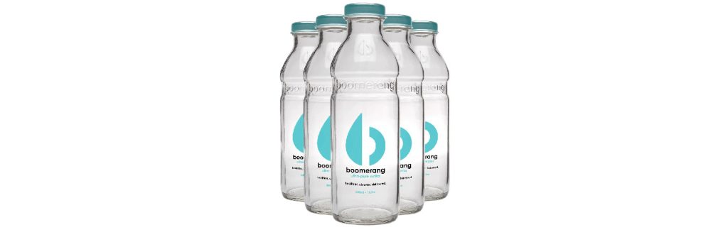 Boomerang's refillable glass water bottle